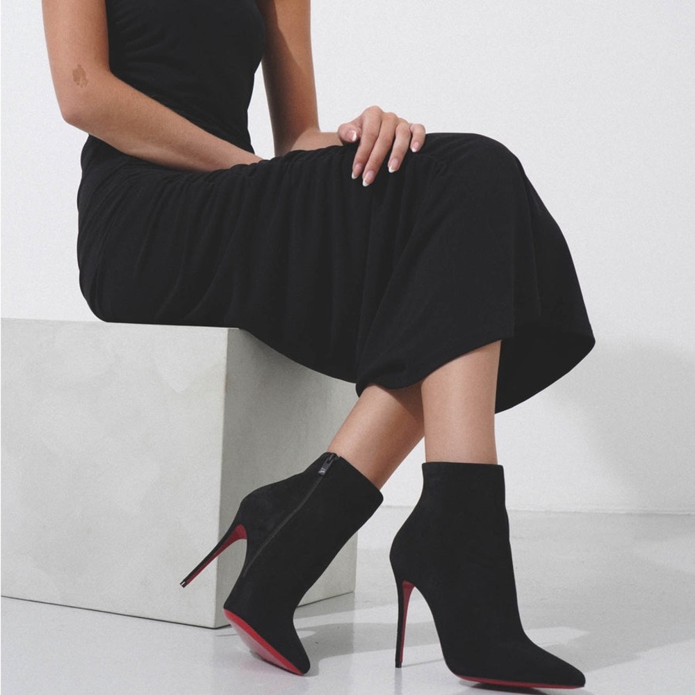 🔥 Christian Louboutin Eloise Booty Black Suede Ankle Boots | New In Box-Sz 36.5